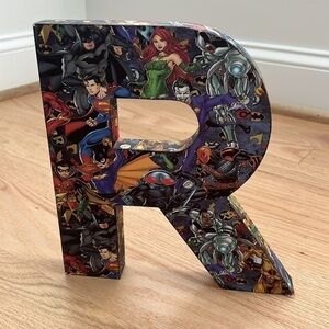 DC Comics Justice League Super Hero ‘R’ Wall Decor